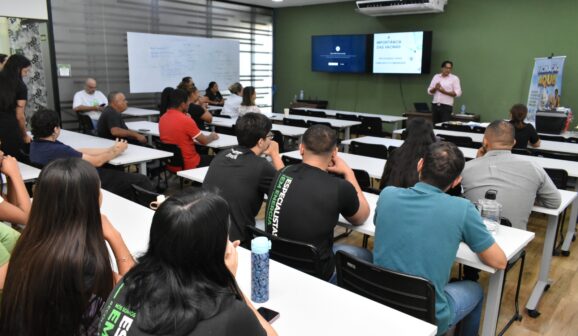 A Secretaria Municipal de Saúde realizou, na última semana, na sede da empresa Ecopower, uma palestra para mais de 100 funcionários, visando ampliar a conscientização sobre prevenção.