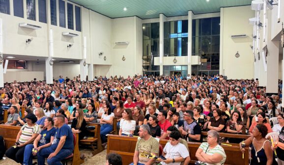 Semana da Família é aberta com grande participação comunitária