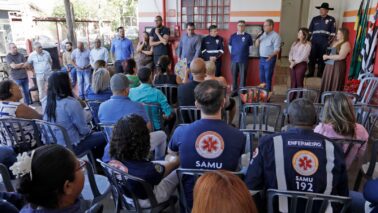 Comenda homenageia profissionais e ex-coordenadores do SAMU