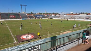 O Barretos Esporte Clube ficou no empate em 1 a 1 com o Santos, em partida disputada neste sábado (22).