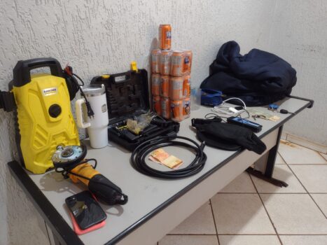 Polícia Militar prende três e recupera carro e objetos furtados em Barretos (Foto: O Diário de Barretos)