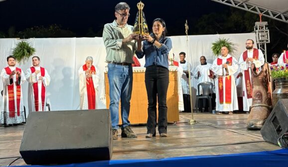 Missa Sertaneja reúne gerações na 71ª Festa do Peão de Barretos (Foto: O Diário de Barretos)