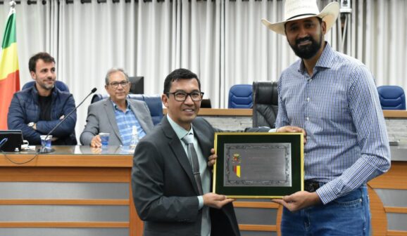 Maurício do Vôlei recebe Título de Cidadão Honorário de Barretos