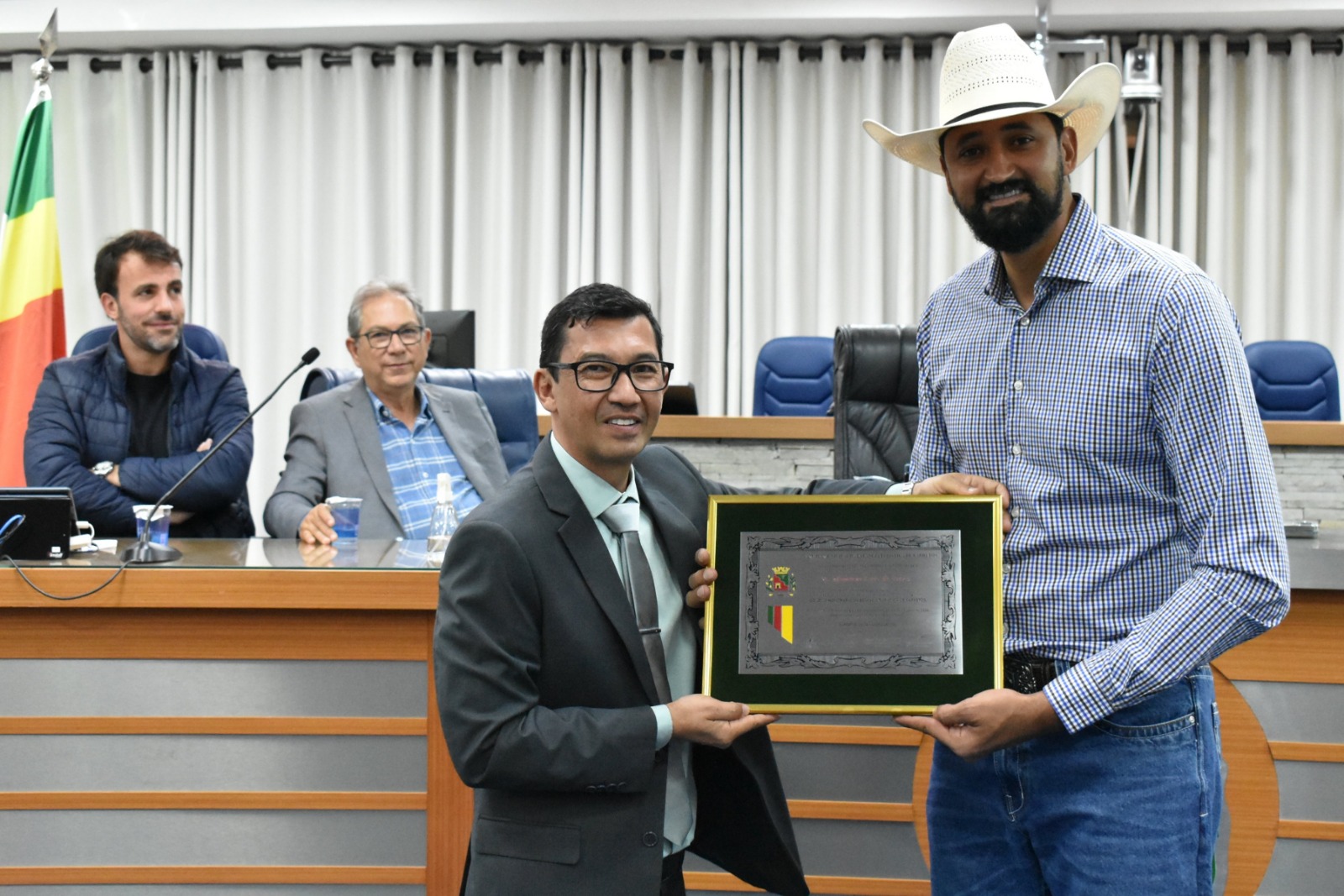 Maurício do Vôlei recebe Título de Cidadão Honorário de Barretos