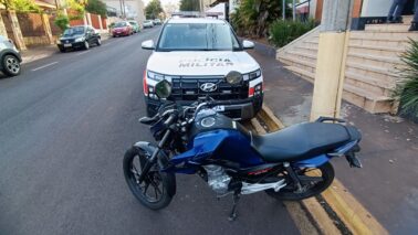 PM detém jovem por receptação e recupera moto furtada (Foto: O Diário de Barretos)