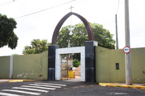 Cemitério Municipal inicia atualização cadastral das sepulturas