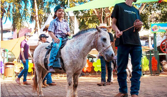 Rancho do Peãozinho encerra Festa com várias atrações 