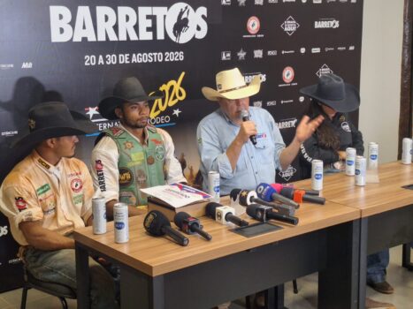 Após uma semifinal com 20 montarias neste domingo (30), a 33º edição do Barretos International Rodeo realizou a grande final da competição com os 10 melhores pontuados nos quatro dias de montarias.