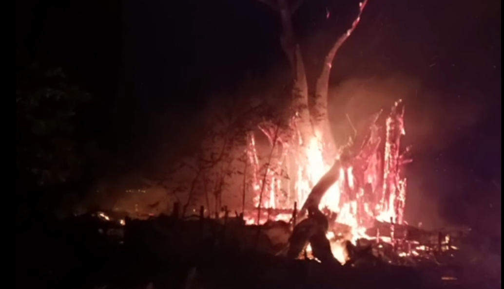 Bombeiros são acionados para incêndio em vegetação próximo a Fazenda Municipal