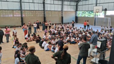 Alunos participam de palestra sobre “Bem Estar Animal” e “Crimes de Maus-tratos contra Animais” (Foto: O Diário de Barretos)