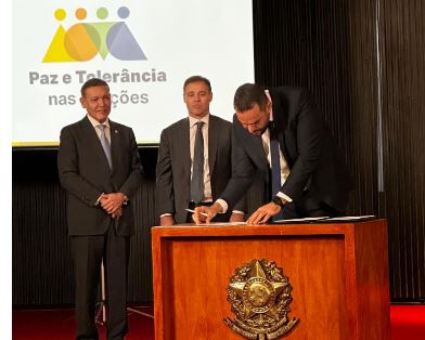 Advogado barretense representa ANAJI em evento no TSE