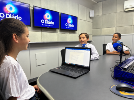 Projeto leva alunos a pesquisar trajetória de João Monteiro