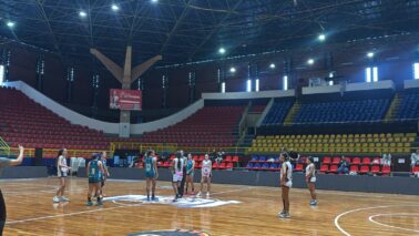 O basquete feminino do Instituto APAB Barretos/Unifeb encerrou na manhã deste domingo (13), a série de jogos pelo Campeonato Paulista de Basquete. Jogando em Mogi das Cruzes, a equipe barretense sub-15 venceu o Mogi Basquete por 72 a 11.