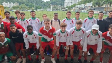 O Barretos Esporte Clube sofreu sua primeira derrota no Campeonato Paulista Sub-17, no último sábado (12), em Santos, contra a equipe do Santos Futebol Clube, no Centro de Treinamento Rei Pelé.