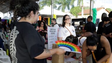 Parada do Orgulho reúne ações de prevenção e acessibilidade