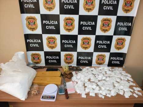 Polícia Civil apreende armamento e mais de 3kg de entorpecentes (Foto: O Diário de Barretos)
