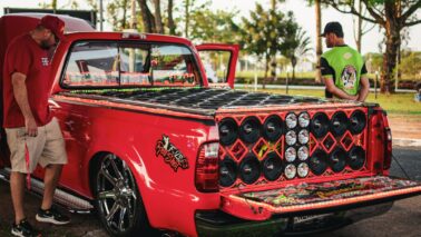 O Parque do Peão, em Barretos, recebe de 9 a 11 de outubro a 11ª edição do Insane Sound, um dos principais encontros do Brasil dedicado ao som automotivo, carros rebaixados e customização.