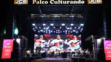 Palco Culturando abre inscrições para apresentações na Festa 2027