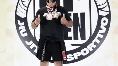 Sensei traz dois títulos em competição de Jiu-Jitsu