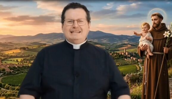 O padre Telmo José Amaral de Figueiredo, que é biblista, estará em Barretos para ministrar um curso bíblico entre os dias 21 e 25 de setembro, a partir das 19h30, no auditório do Instituto Federal
