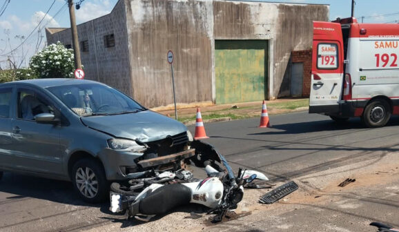 SAMU socorre motociclista vítima de acidente no residencial Minerva (Foto: O Diário de Barretos)