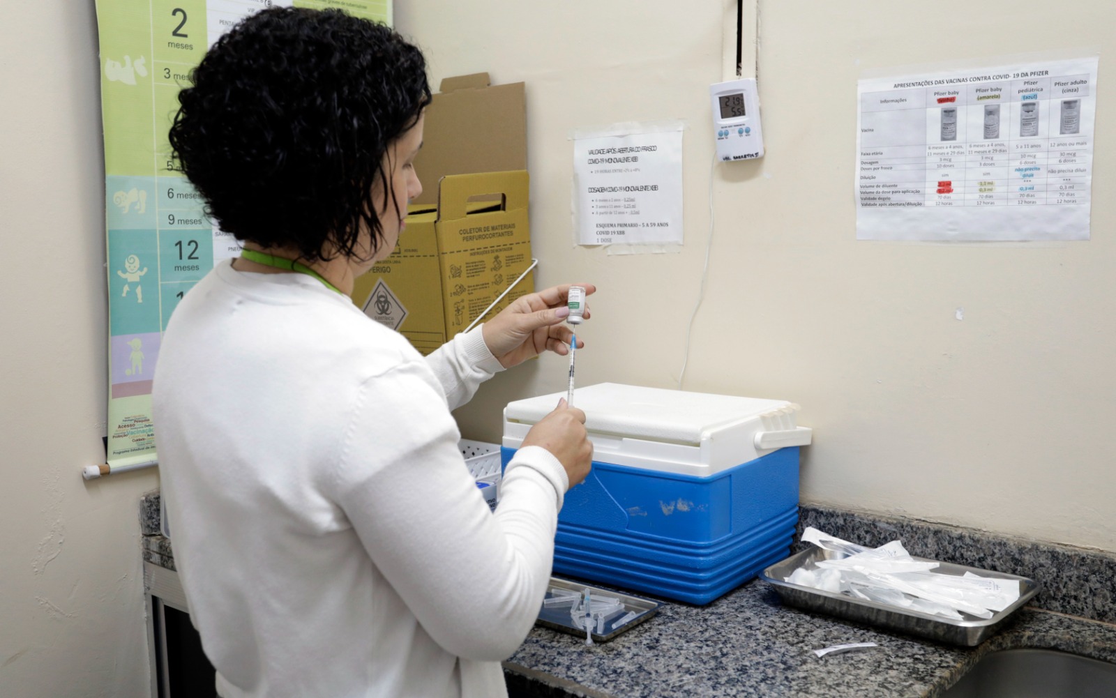 Campanha atualiza vacinação de mais de mil crianças e adolescentes