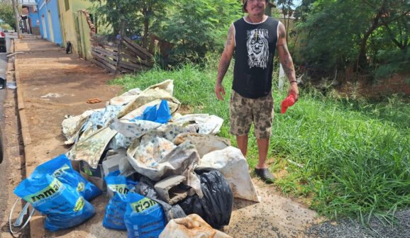 O artesão Marcelo Damasceno Ribeiro, residente na Rua 12, nº 731, às margens do Córrego São Sebastião, procurou a reportagem do Jornal O Diário