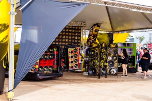 O mercado de personalização automotiva terá um espaço próprio dentro do Insane Sound 2026, que acontece no Parque do Peão, em Barretos (SP), de 9 a 11 de outubro.