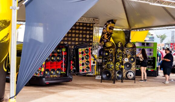 O mercado de personalização automotiva terá um espaço próprio dentro do Insane Sound 2026, que acontece no Parque do Peão, em Barretos (SP), de 9 a 11 de outubro.