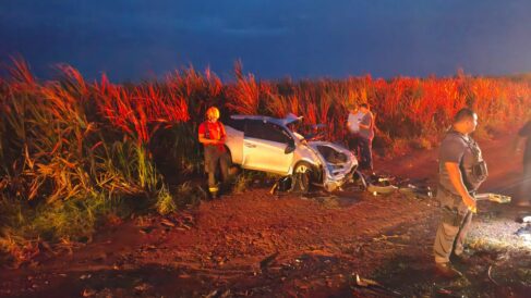 Colisão entre carro e canavieiro deixa cinco feridos em vicinal (Foto: O Diário de Barretos)