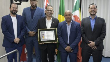 A Câmara Municipal de Barretos realizou sessão solene nesta sexta-feira (16) para a entrega do título de Cidadão Benemérito ao barretense Pedro Paulo Dias Junior.