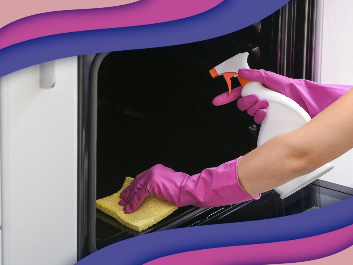 When Cleaning Oven/ Commercial Cleaner, can Pyrex Dishes be Cleaned