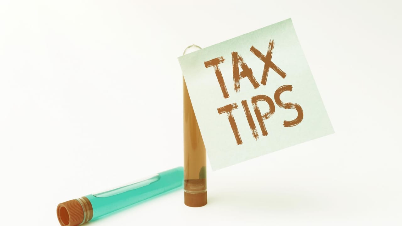 How long does it take a tax preparer to do your taxes?