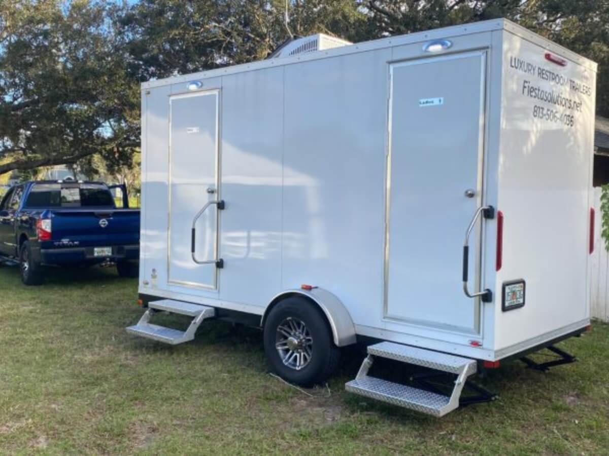Portable Restrooms Rentals in Tampa