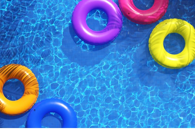pool cleaning services prices