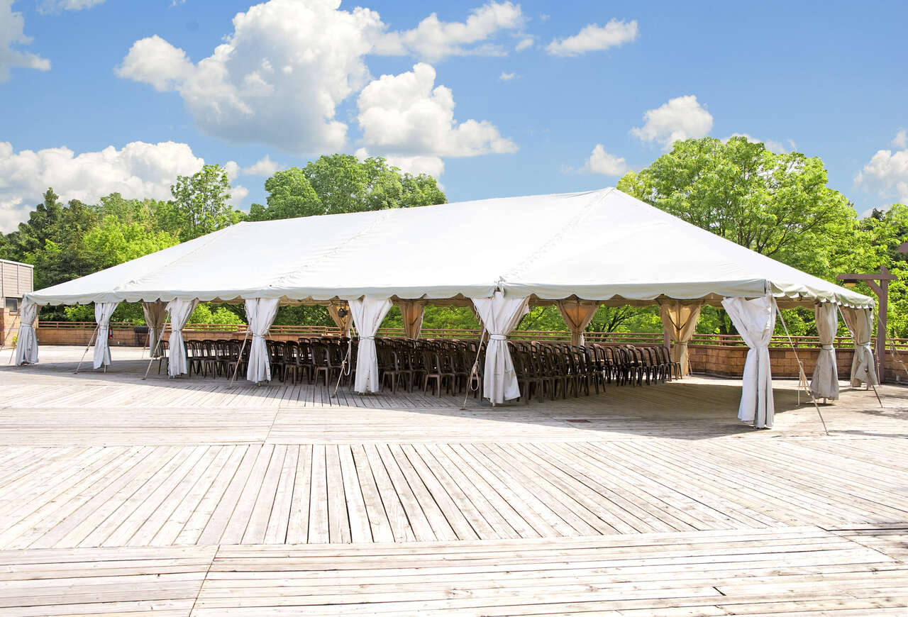 Tent Rentals Near Me