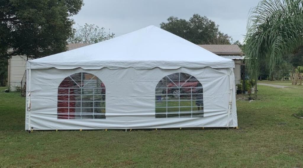 Outdoor Tent Rental in Tampa