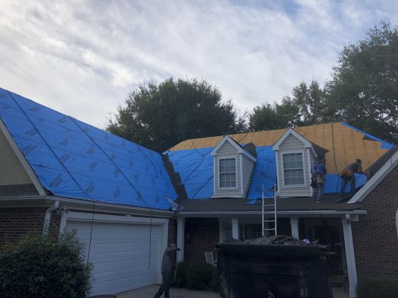 ROOFING CONTRACTORS