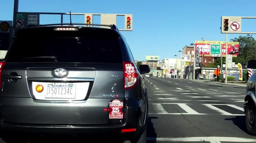 ⁣Chevy Cobalt and Toyota Rav4