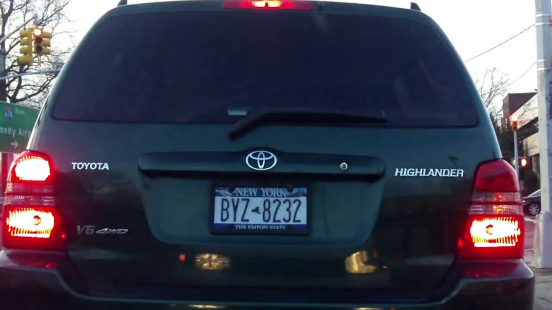 ⁣Toyota Highlander