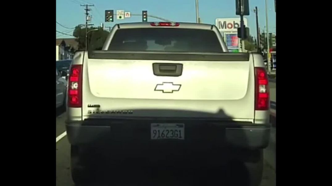 ⁣Chevy Silverado