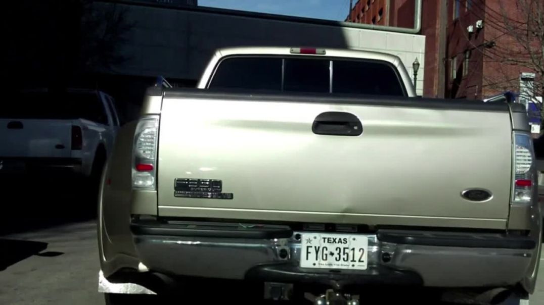 ⁣Stopping Behind Various Pickup Trucks and Jeep Wranglers Compilation