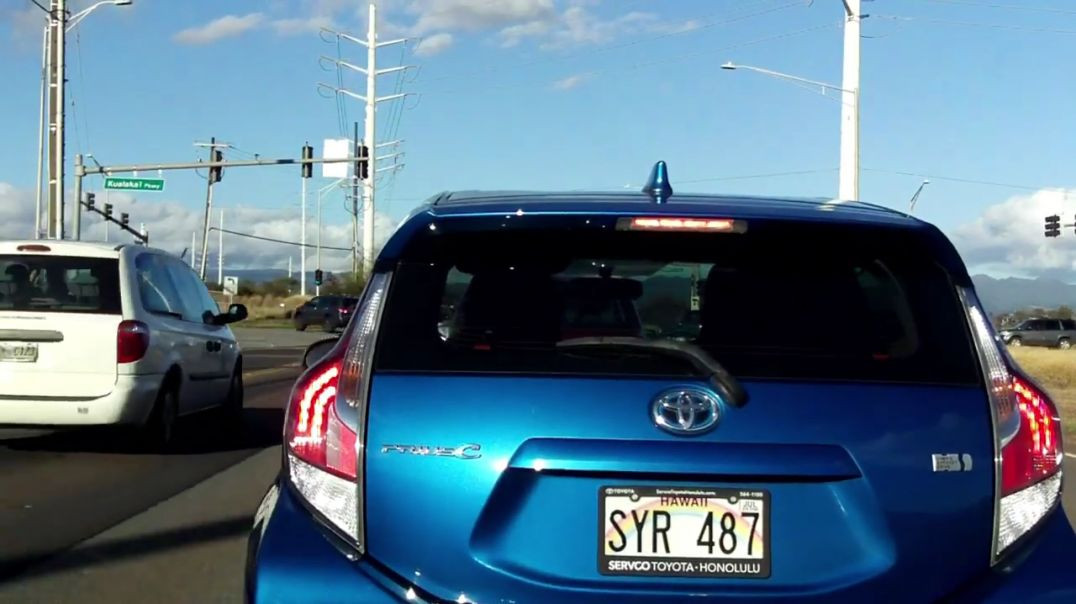 ⁣Toyota Prius and Toyota Corolla