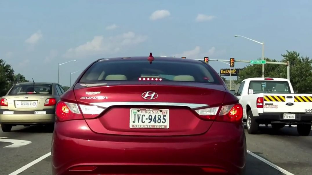 ⁣Hyundai Sonata and Chevy Malibu
