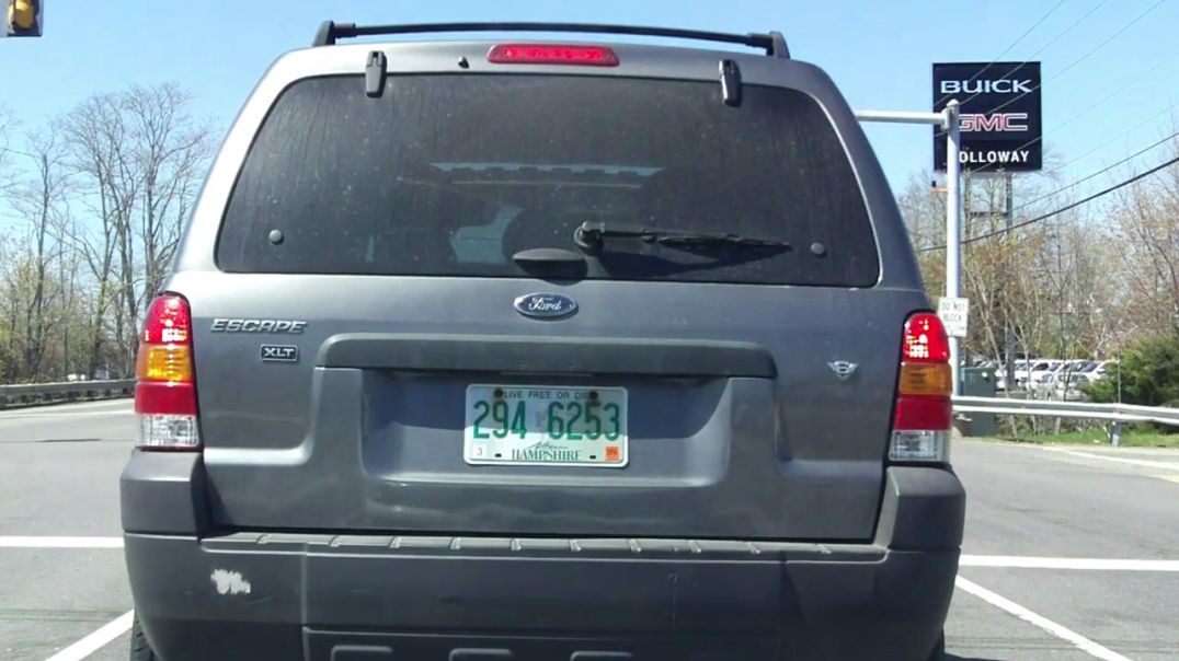 ⁣Ford Escape