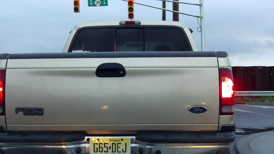 ⁣Ford F-250