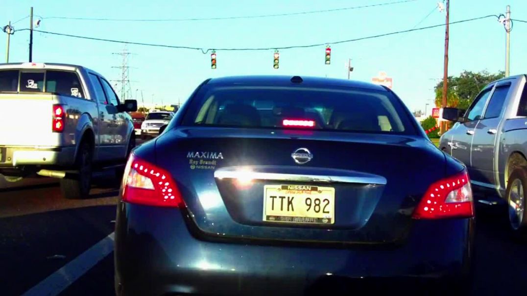 ⁣Nissan Maxima