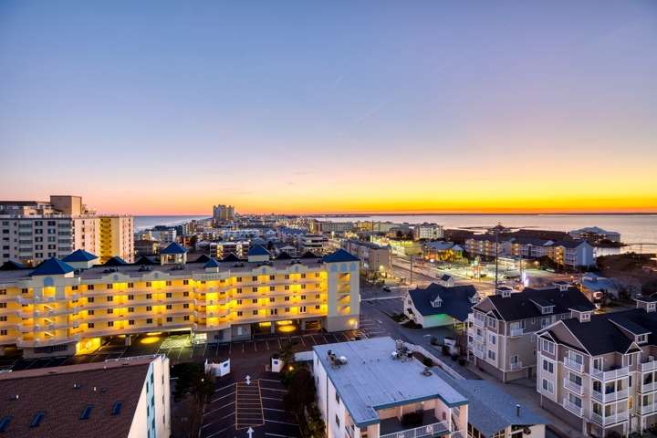 community The Meridian