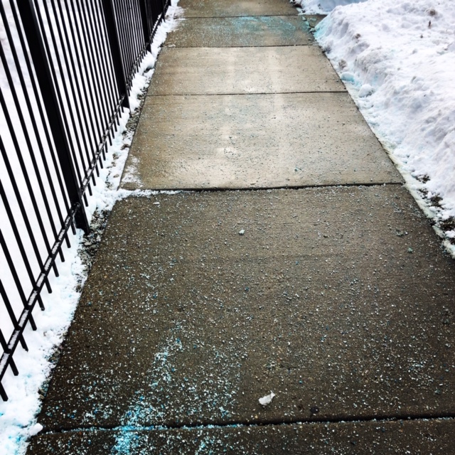 Sidewalk snow blower services in Chicago