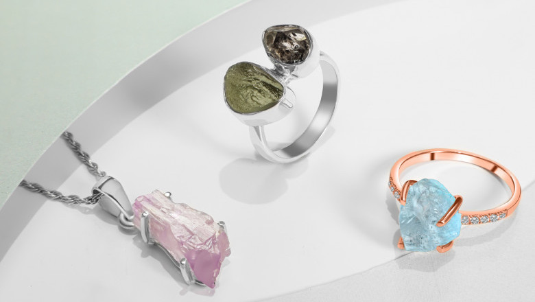 How to pair with Raw crystal Jewelry | Digital media blog website